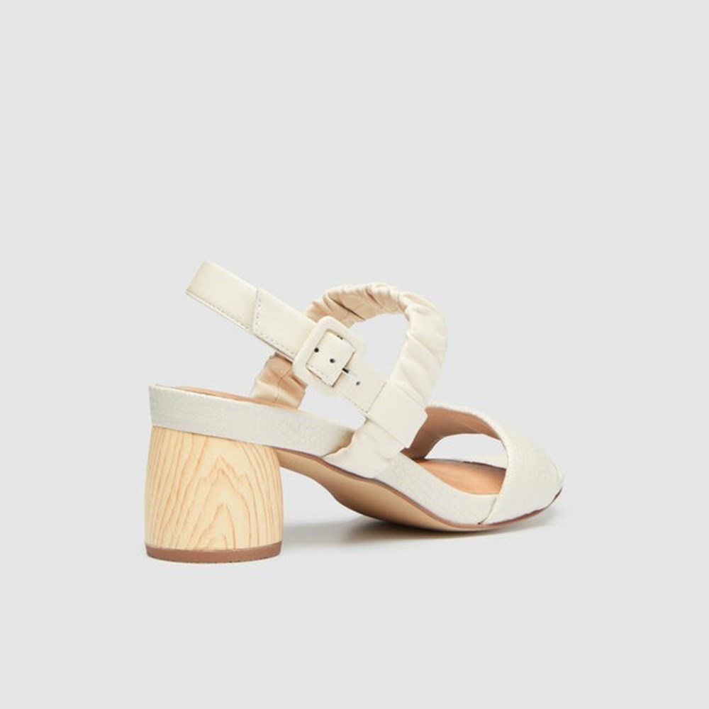 Frankie4 MOLLiE Chalk Reptile Emboss Women's Heels White | THP614378